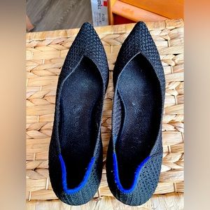 Rothys Retired black point